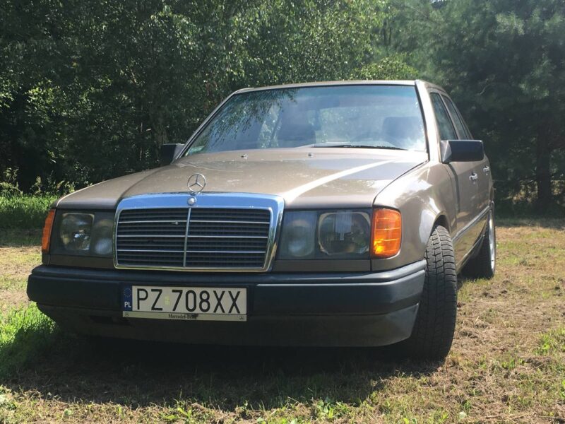 UNIKAT Mercedes 124 2.5D. 1987r